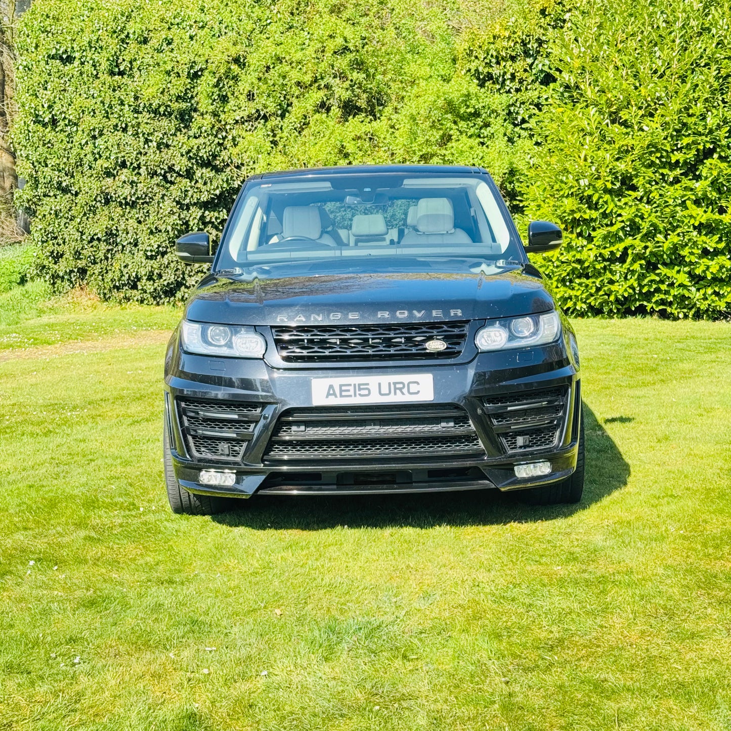 Wedding Cars NI and Belfast | Range Rover Luxury Wedding Car Hire